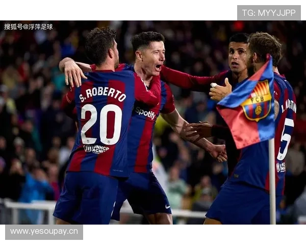 巴萨不是个人不行，而是全队越踢越断线