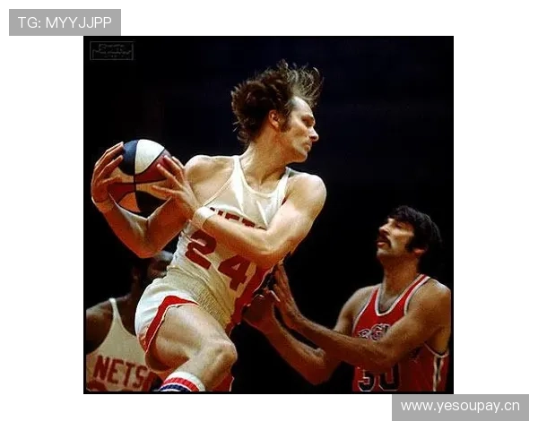 里克·巴里单打效率超越同时代前锋影响球队得分体系